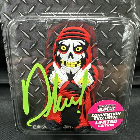 Crimson Ghosthausen Micro Brawler Con Exclusive Danhausen Signed Limited Edition - Picture 2 of 4